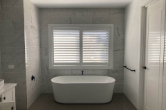 bathroom-shutters-8
