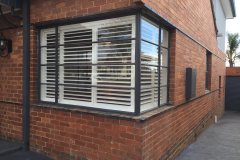 1_corner-window-4